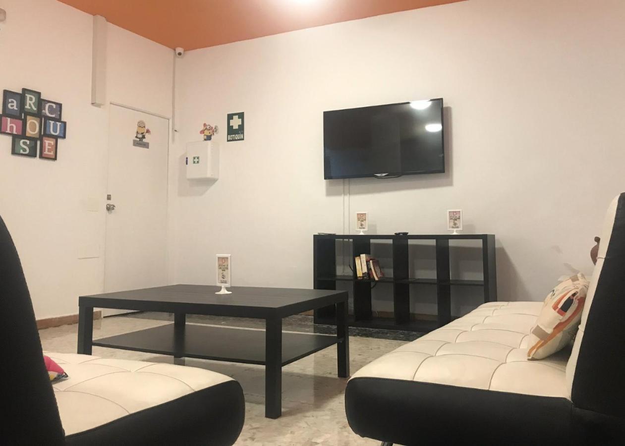Arc House Sevilla Only Adults Kültér fotó